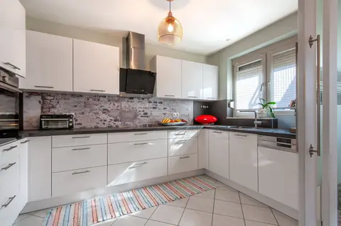 Küche 1 – Etagenwohnung in Aschaffenburg